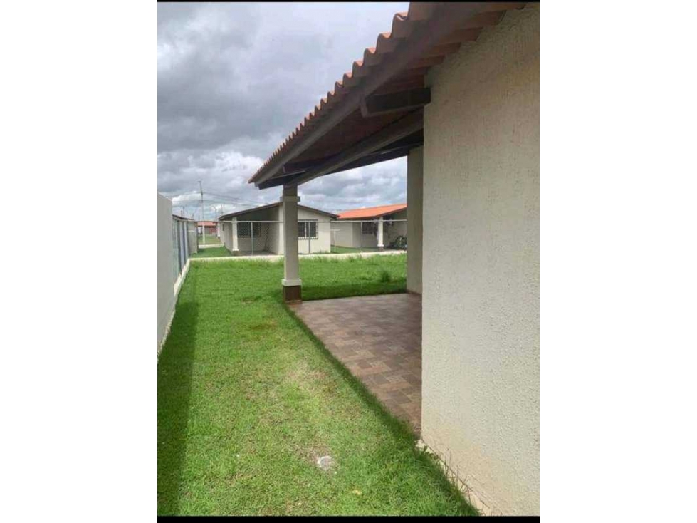 VENTA DE CASA EN PENONOMÉ, HERMOSA PROPIEDAD Y LISTA PARA MUDARSE - 3