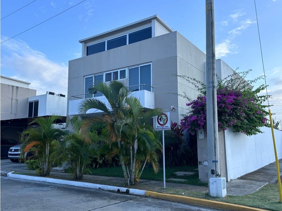 Venta de Casa en PH Villa Sur, Costa Sur - 1