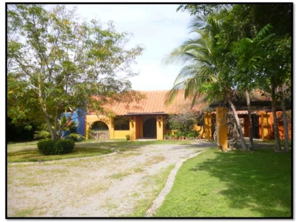 VENTA DE CASA EN PLAYA CORONADO, ES UNA GANGA!!
