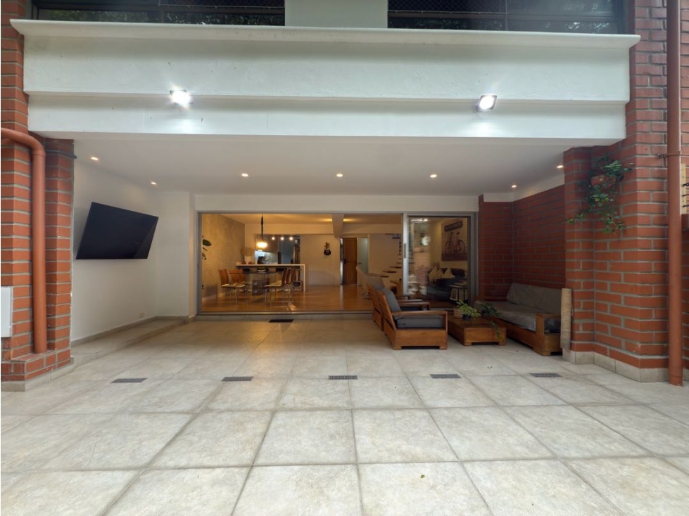 VENTA DE CASA EN POBLADO EL TESORO — foto 3