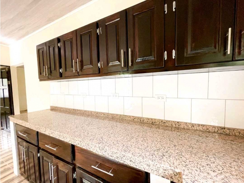 VENTA DE CASA EN POTRERILLOS ABAJO 3 RECAMARAS — foto 3