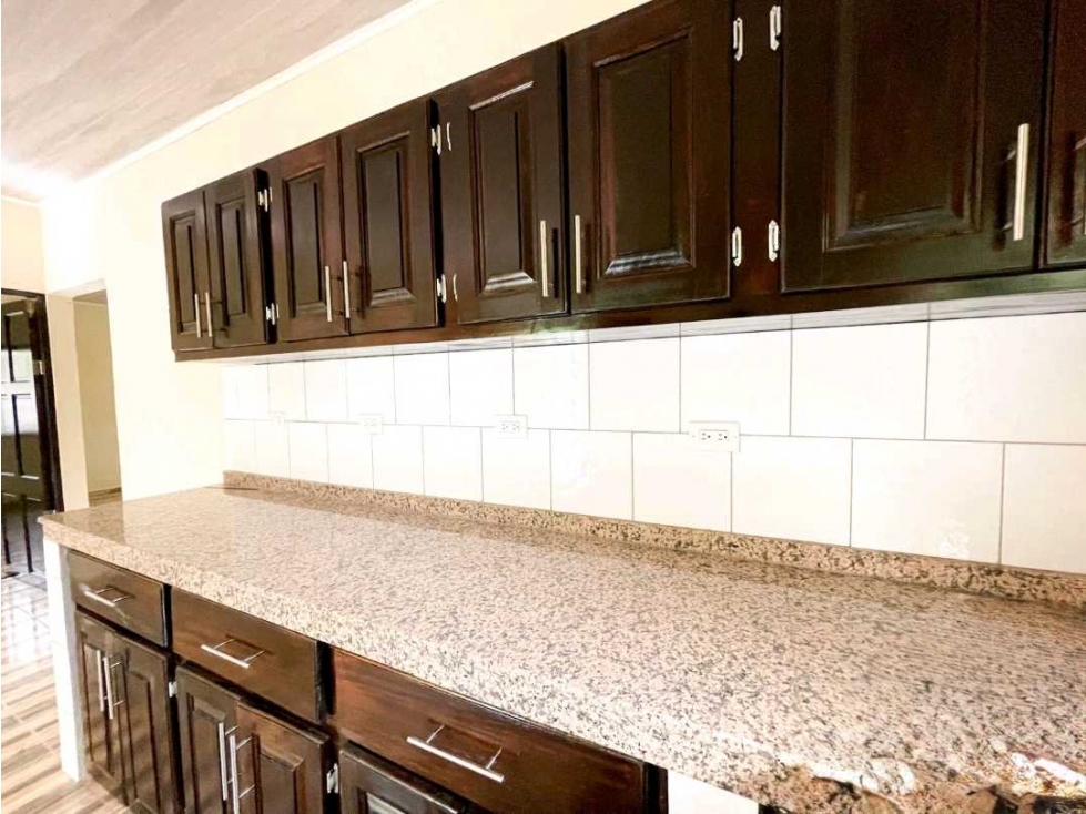 VENTA DE CASA EN POTRERILLOS ABAJO 3 RECAMARAS — foto 4
