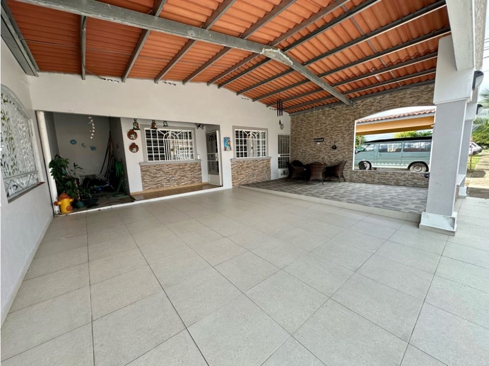 VENTA DE CASA EN PUNTA DEL ESTE, TOCUMEN — foto 2