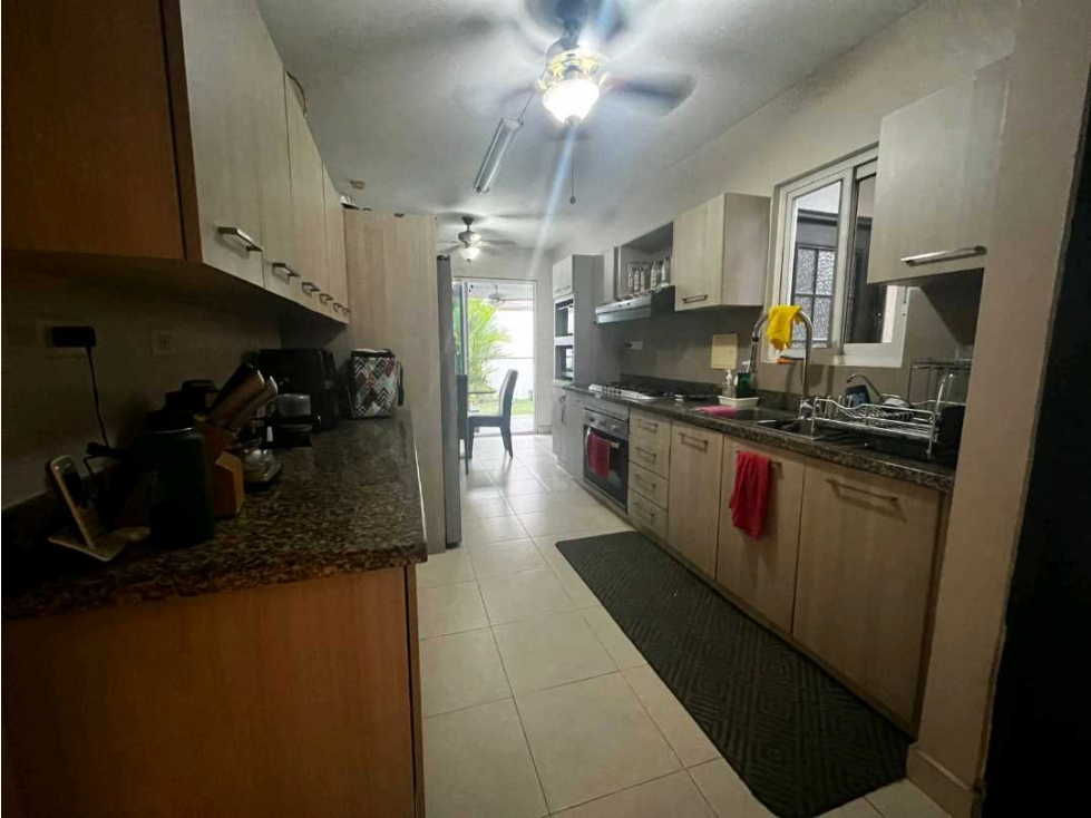 VENTA DE CASA EN QUINTAS DE VERSALLES, COSTA SUR — foto 3