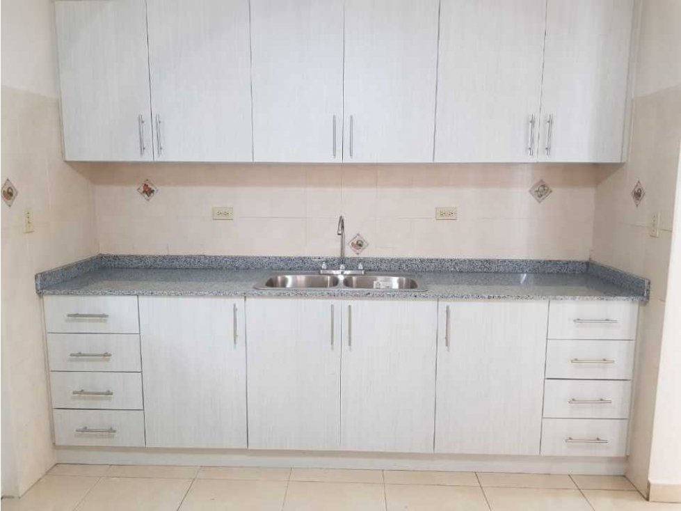VENTA DE CASA EN QUINTAS REALES VILLA ZAITA 3REC 2B +CBE — foto 3