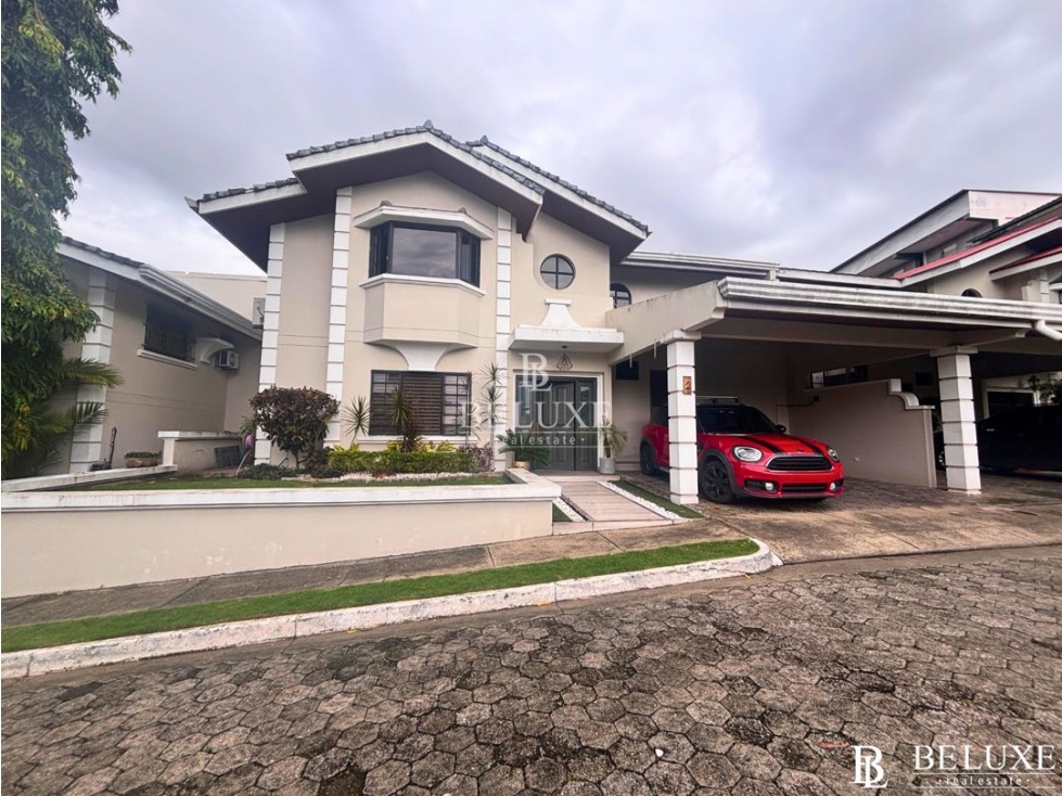 VENTA DE CASA EN RESIDENCIAL CERRADO EN HATO PINTADO(15)