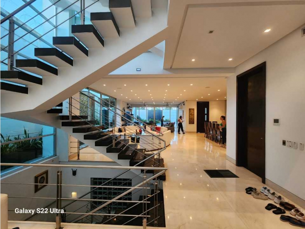 VENTA DE CASA EN RIOMAR