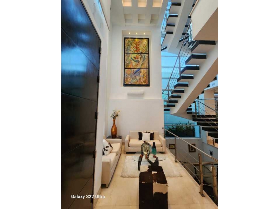 VENTA DE CASA EN RIOMAR — foto 2