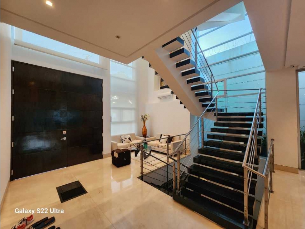 VENTA DE CASA EN RIOMAR — foto 3