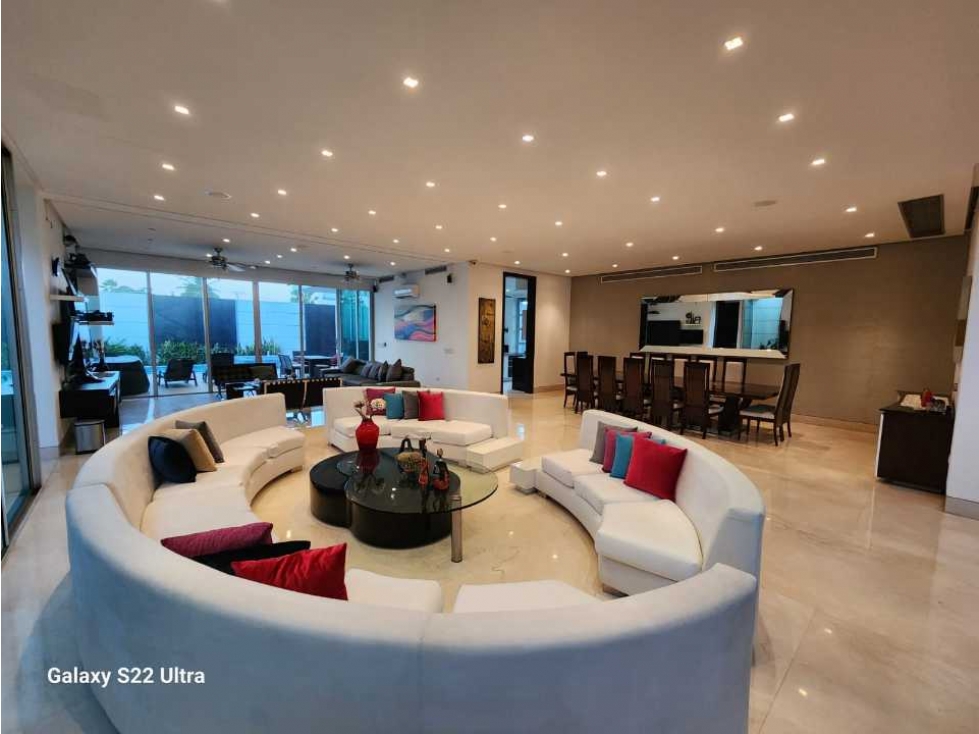 VENTA DE CASA EN RIOMAR — foto 5