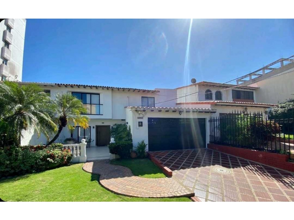 VENTA DE CASA EN SANTA MONICA