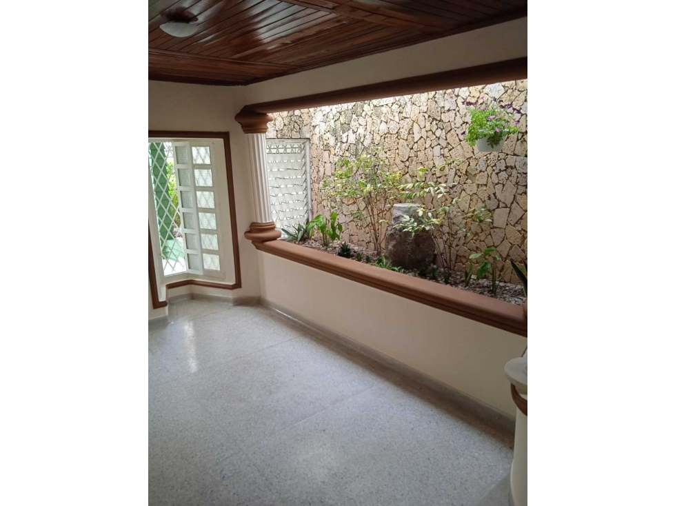 VENTA DE CASA EN RIOMAR 450 MTS TERRENO/PATIO /TERRAZA BBQ Y JARDIN — foto 2