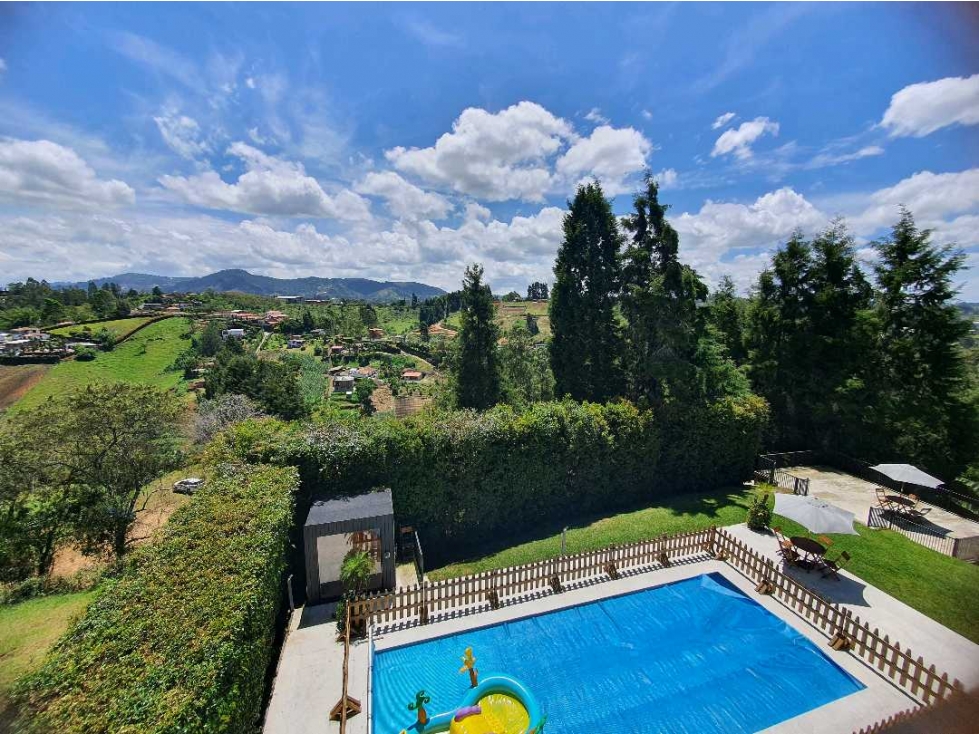 VENTA DE CASA EN RIONEGRO CON PISCINA, VEREDA MAMPUESTO. — foto 5