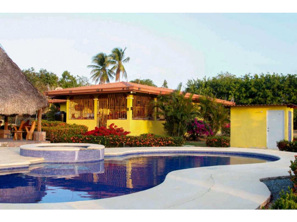 VENTA DE CASA EN RÍO GRANDE VILLA CAMPESTRE CON PISCINA - 1