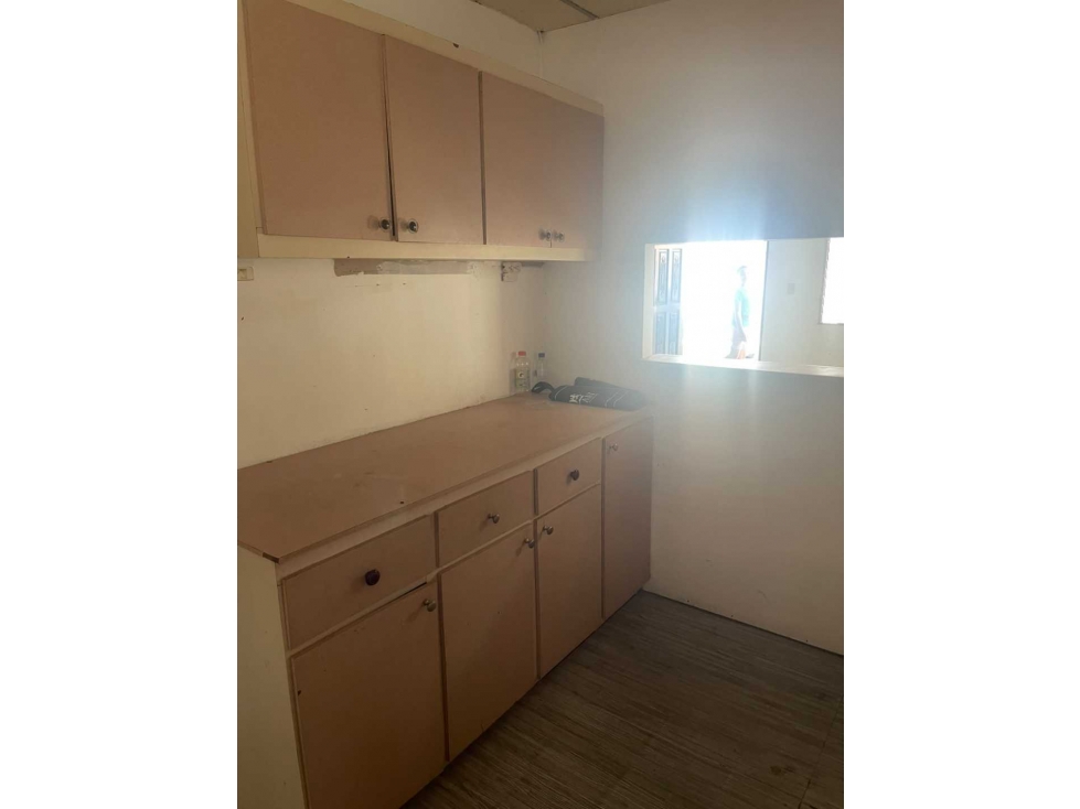 VENTA DE CASA EN SAN ANTONIO CON PATIO — foto 2