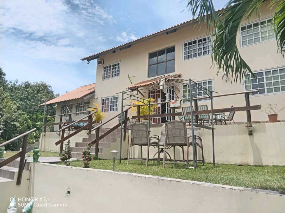 VENTA DE CASA EN SAN CARLOS FRENTE Al LAGO - 3
