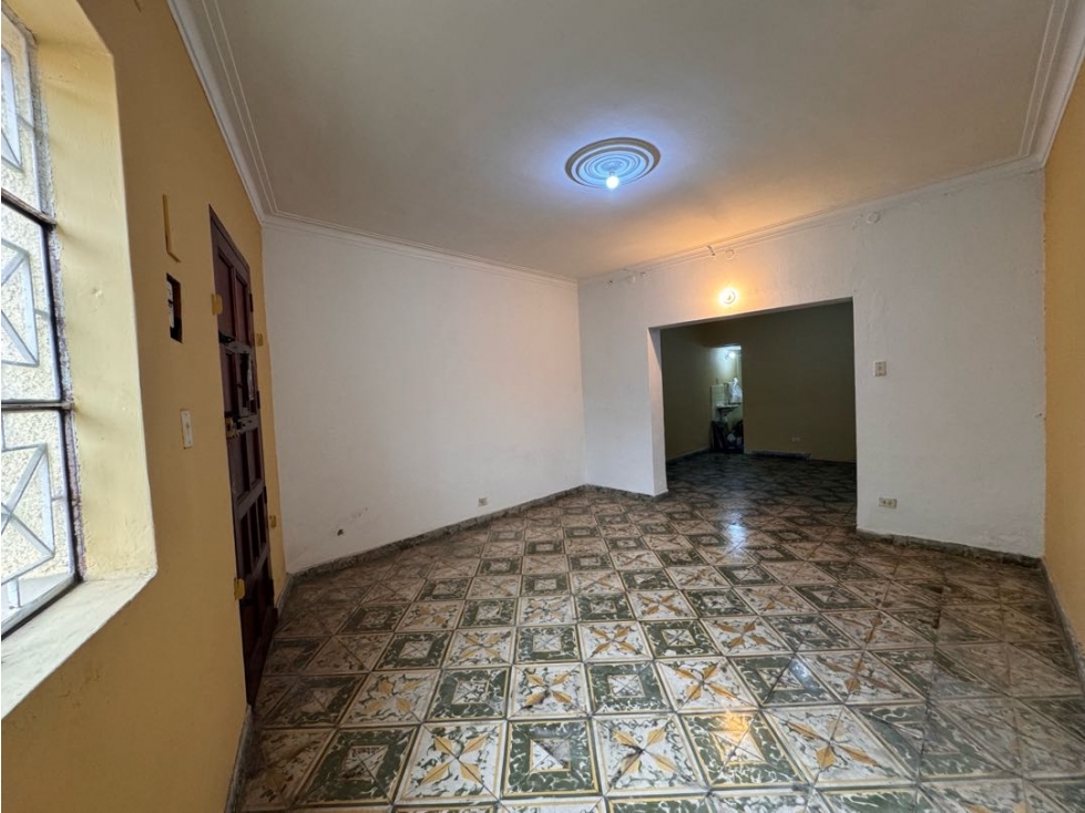 Venta de casa como terreno en San Martin de Porres - 5
