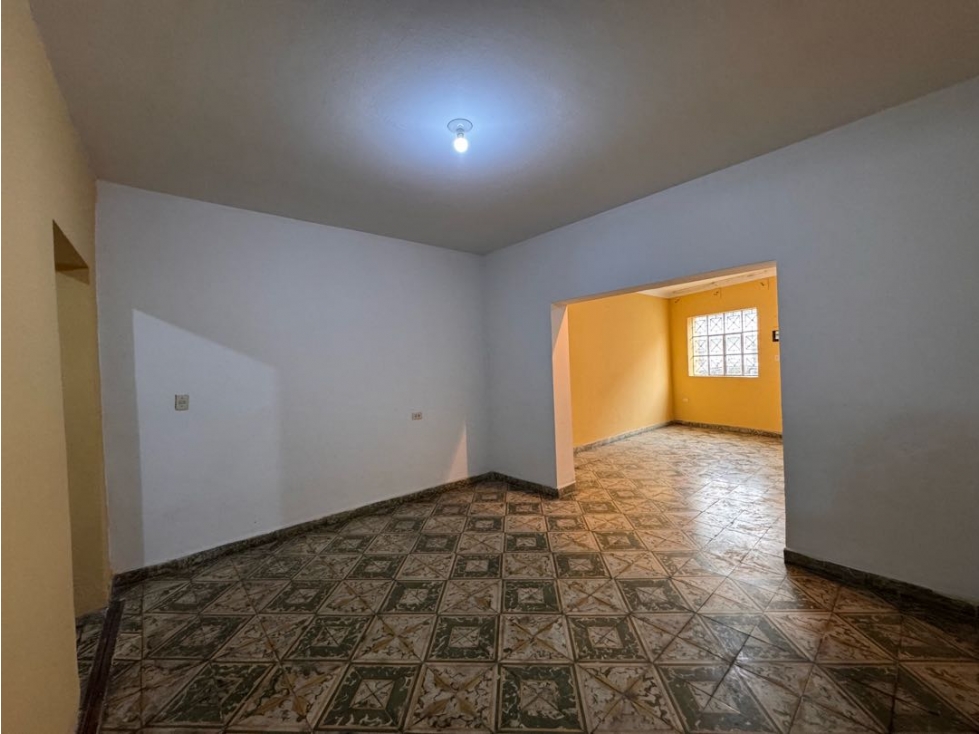 Venta de casa como terreno en San Martin de Porres - 6