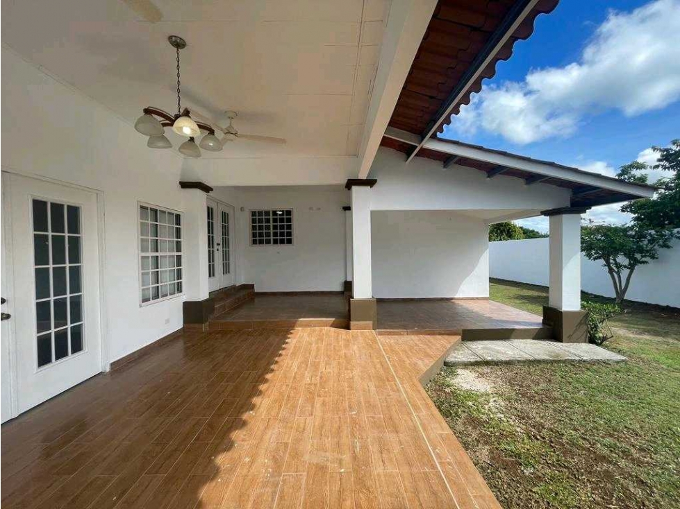 VENTA DE CASA EN SAN PABLO VILLA MARIA 4 RECAMARAS CON CERCA PERIMETRA