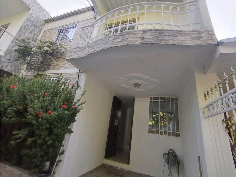 Venta de casa en santa cruz
