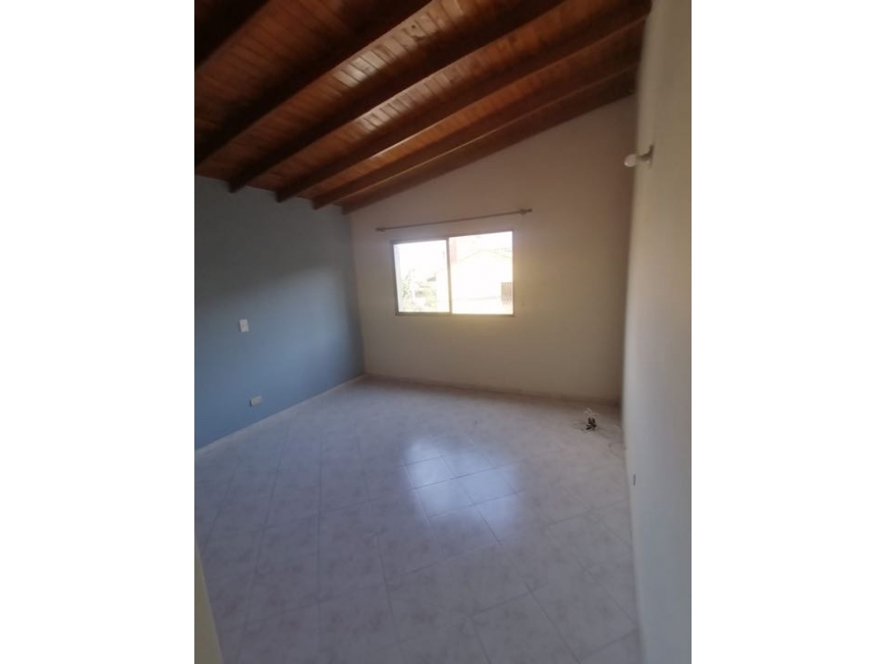 Venta de casa esquinera en Santa Monica, La America, Medellin