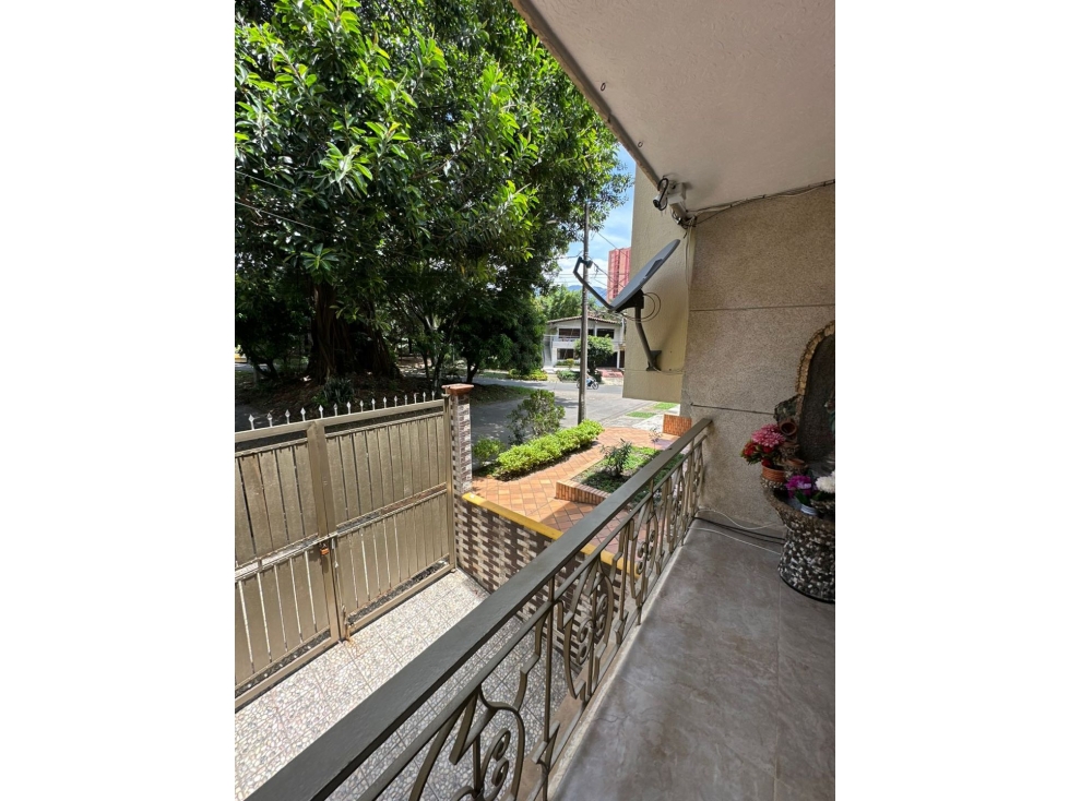 Venta de casa en Simon bolivar laureles