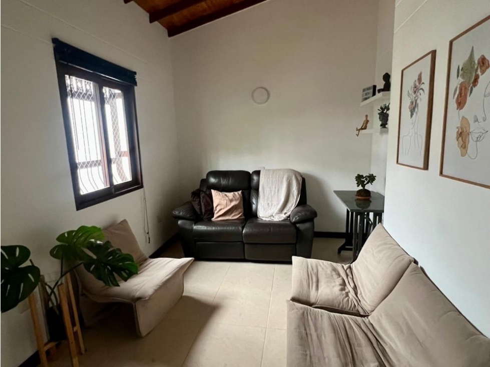 Venta de casa en unidad abierta, cerca al parque del retiro — foto 3