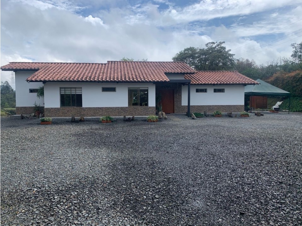 Venta de Casa en unidad cerrada, reserva natural en El Retiro — foto 2