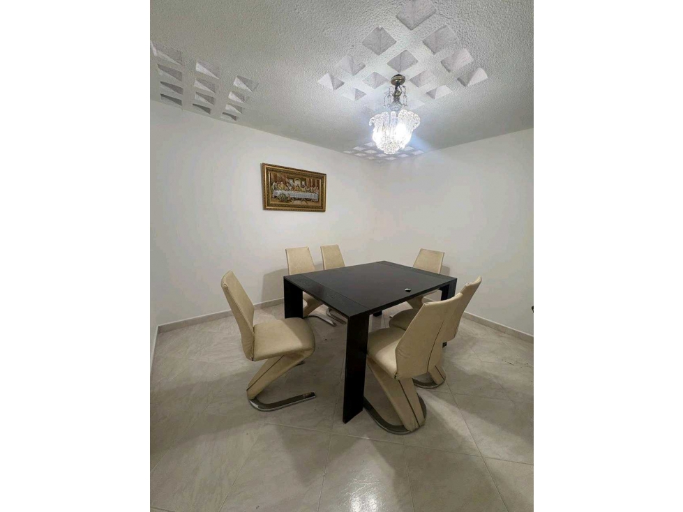 Venta de casa en unidad cerrada en el barrio Florida — foto 3
