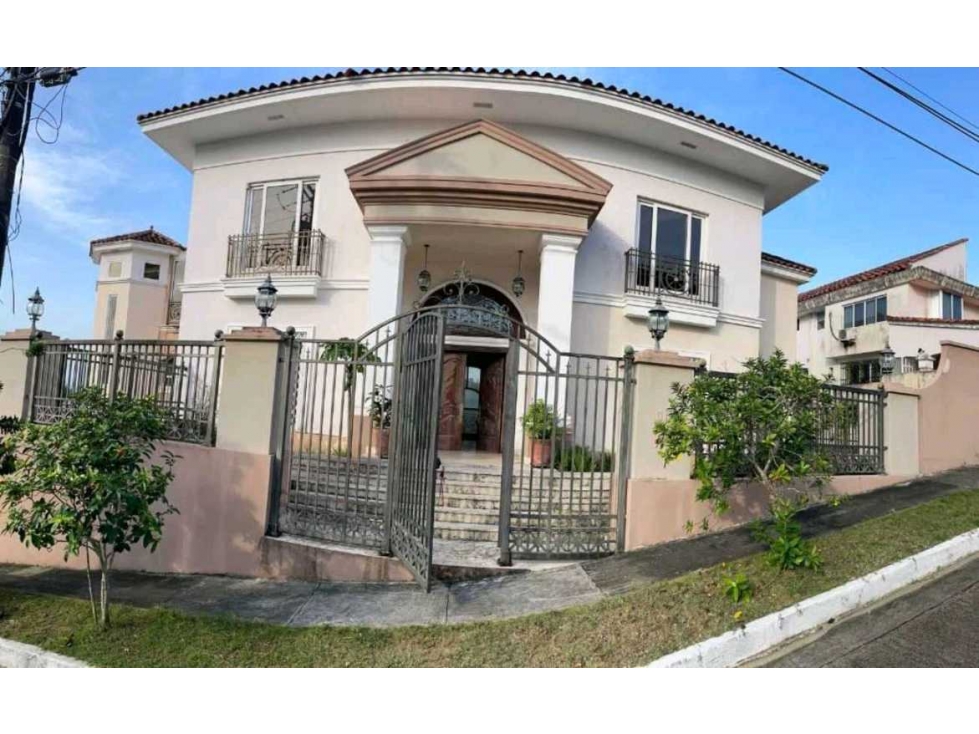 VENTA DE CASA EN URBANIZACION DOS MARES 1473M2 JP
