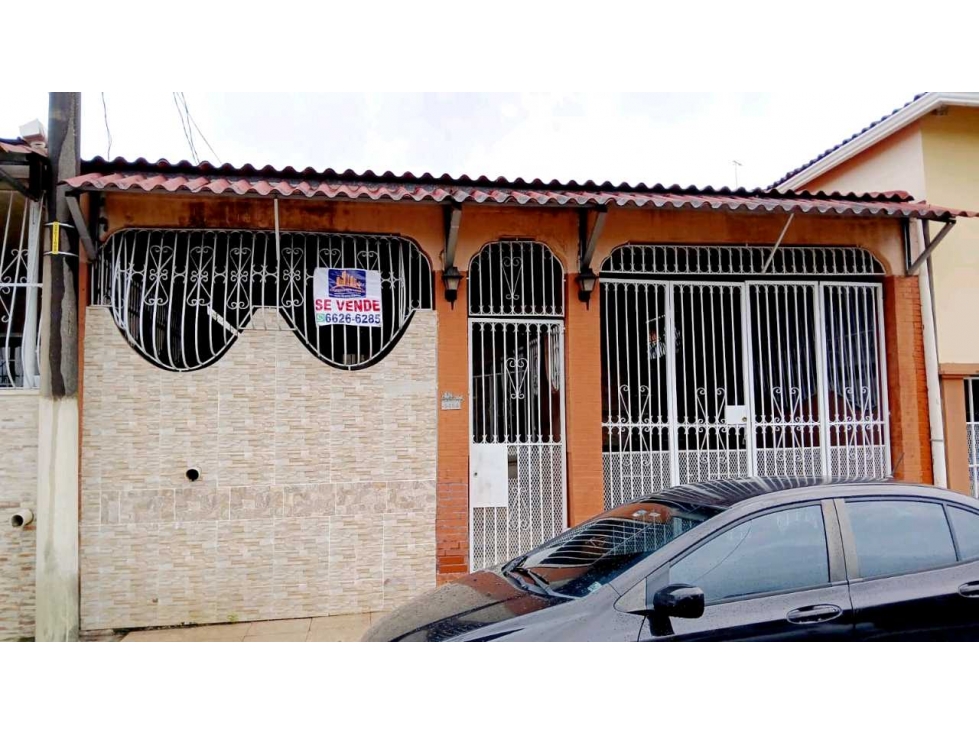 Venta de casa en Villa Licia, Don Bosco