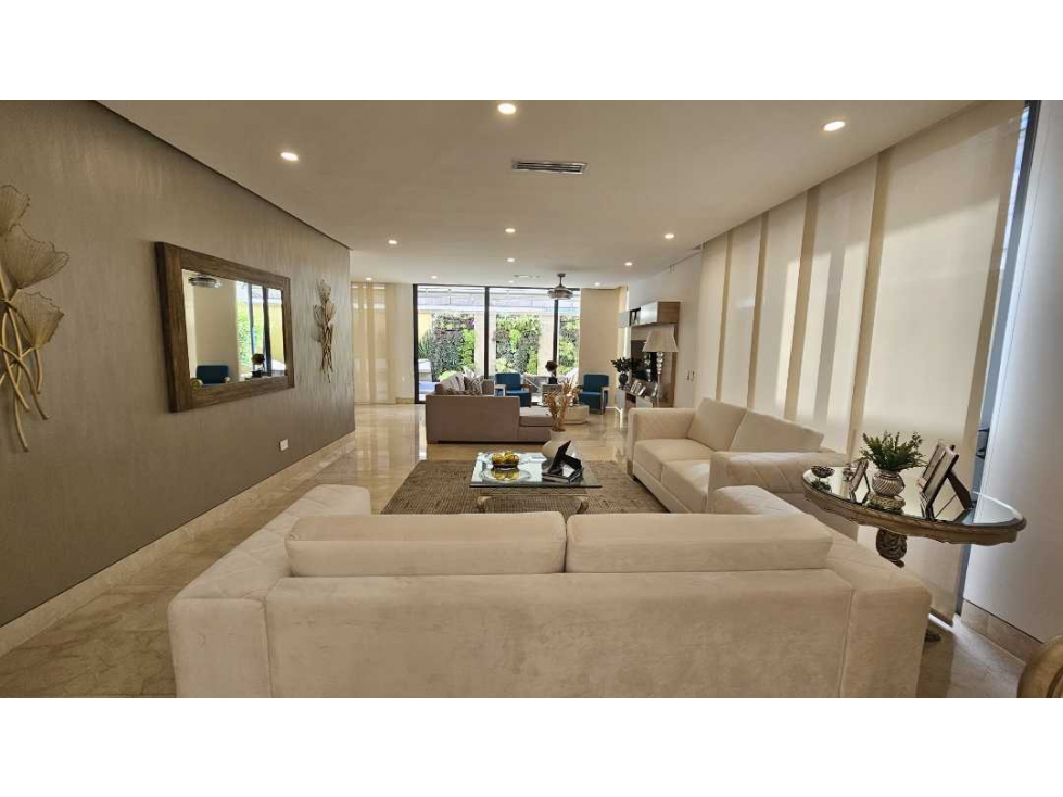 VENTA DE CASA EN VILLACAMPESTRE — foto 2