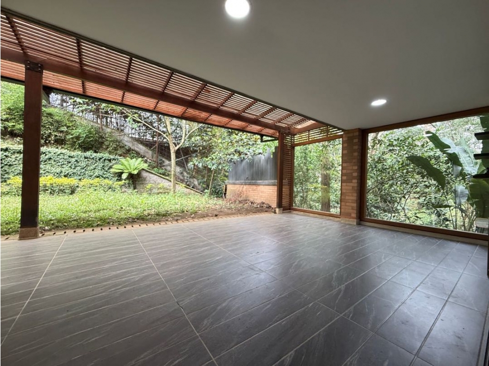 Venta de casa envigado Loma benedictinos — foto 4