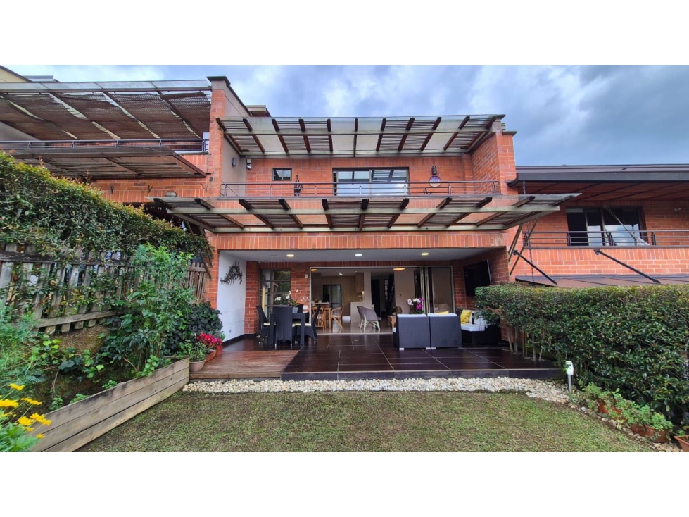 VENTA DE CASA ENVIGADO-LOMA DEL CHOCHO