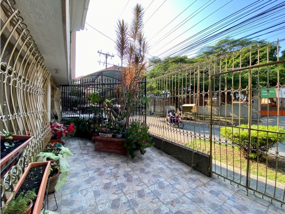 VENTA DE CASA ESQUINERA COMERCIAL EN SANTA ISABEL UNIVERSIDAD LIBRE — foto 4