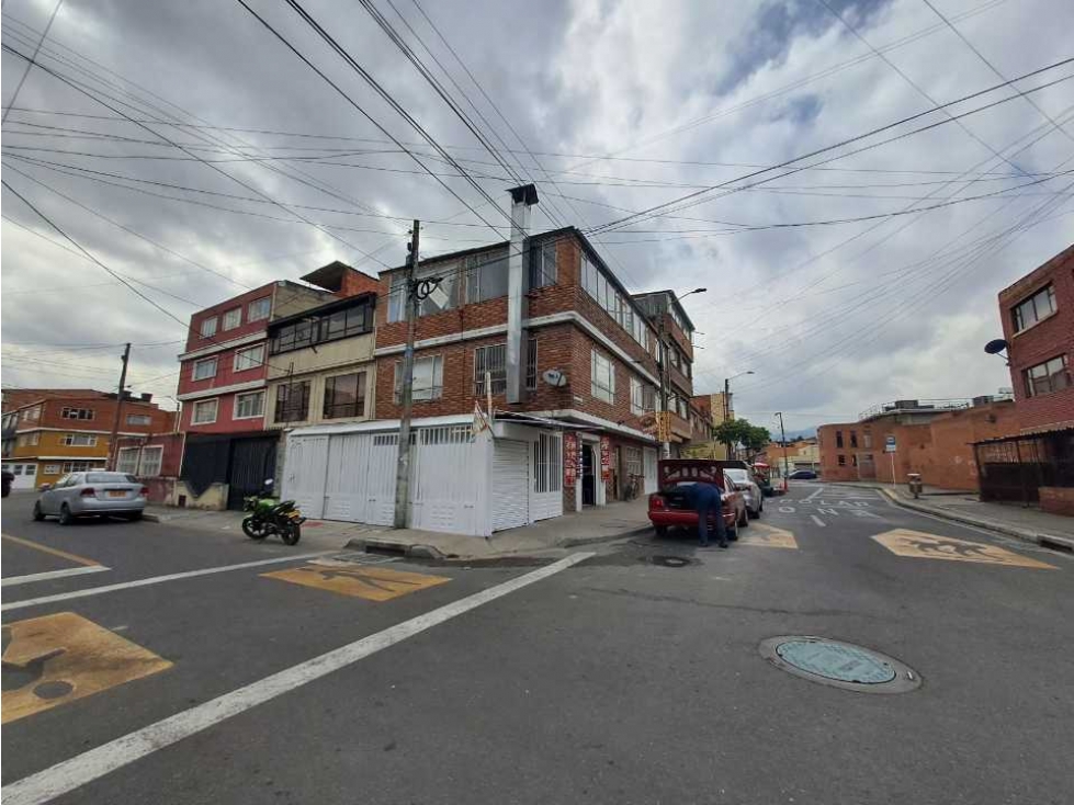 VENTA DE CASA COMERCIAL EN PUENTE ARANDA ALQUERIA BOGOTA ESQUINERA — foto 3