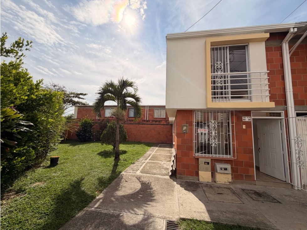 VENTA DE CASA ESQUINERA NARANJAL