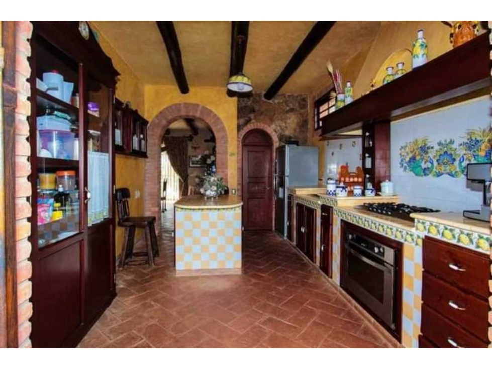 VENTA DE CASA ESTILO TOSCANO ITALIANO MESA DE LOS SANTOS SANTANDER - 6