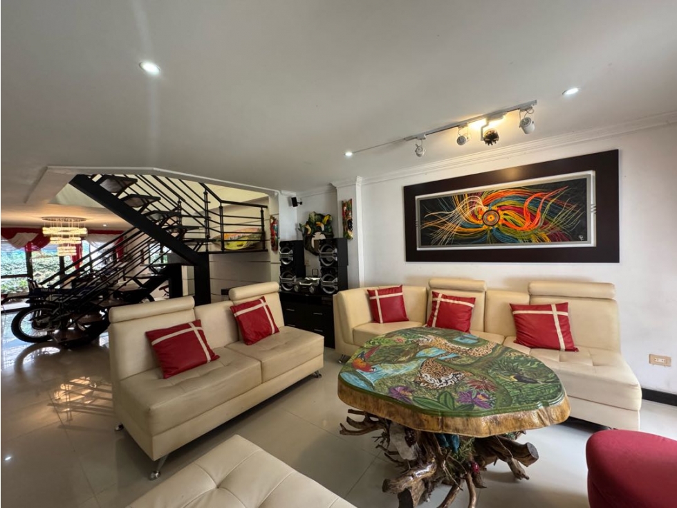 VENTA DE CASA EXTERNA EN EL INGENIO 3 KT WS9334847
