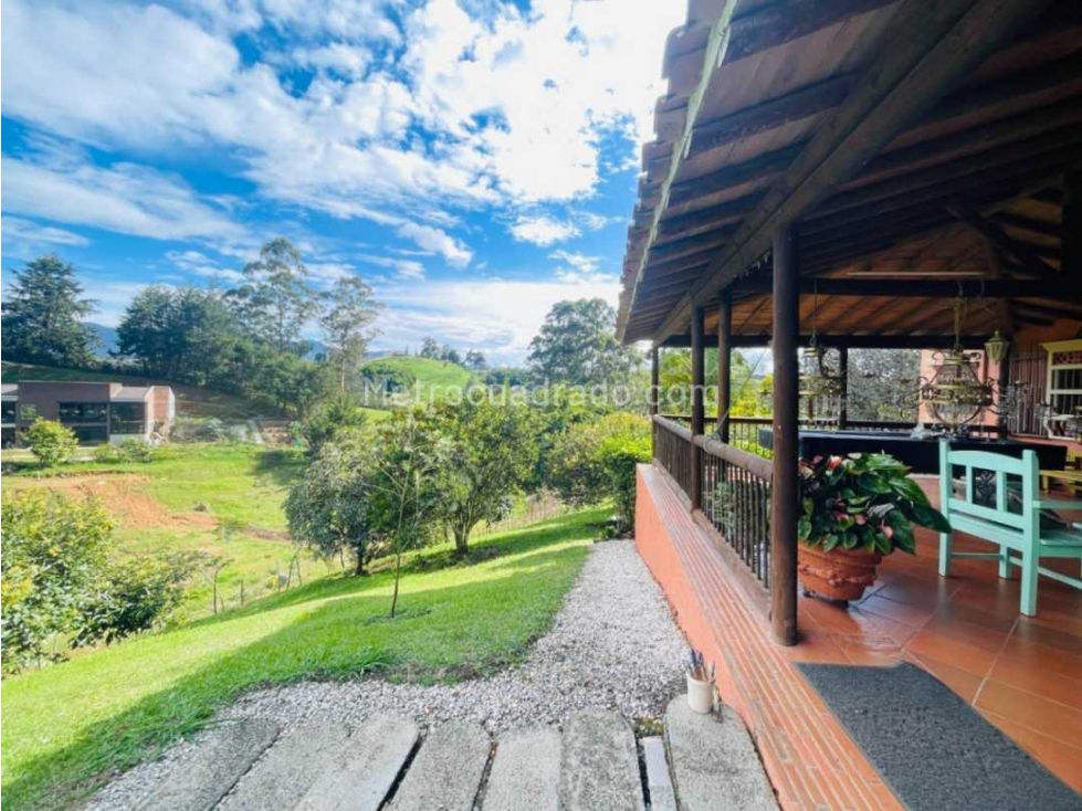 Venta de casa finca cerca a San Antonio de Pereira, Rionegro — foto 2