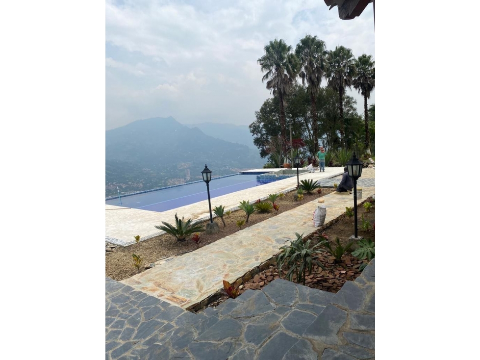 Venta de Casa Finca en Copacabana — foto 2