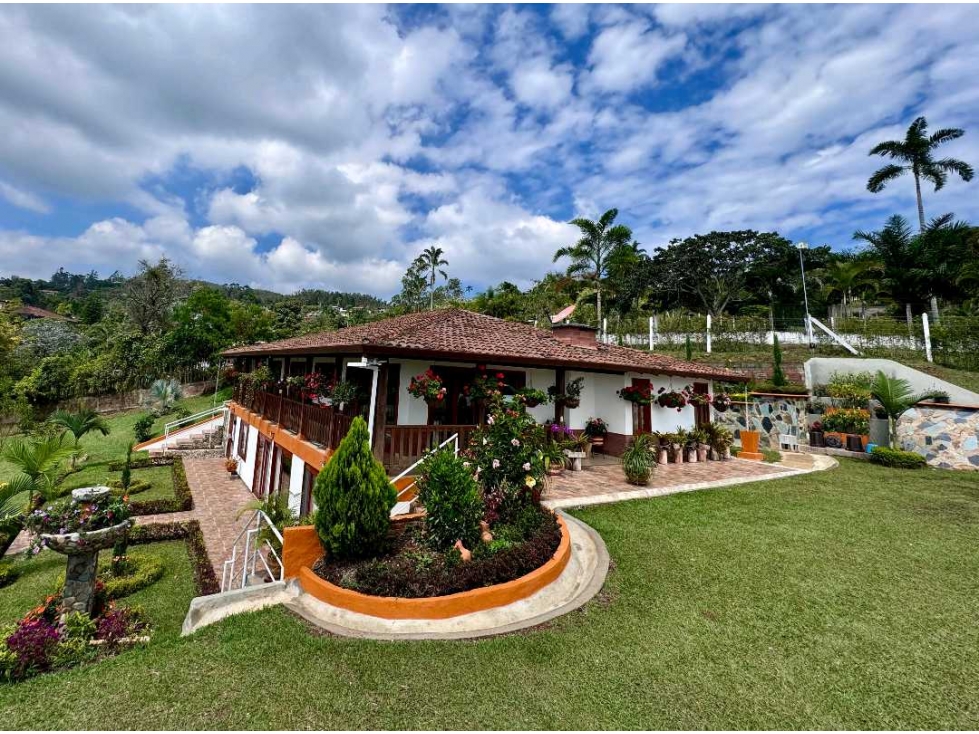 VENTA DE CASA FINCA EN EL CARMEN, 200. - 1