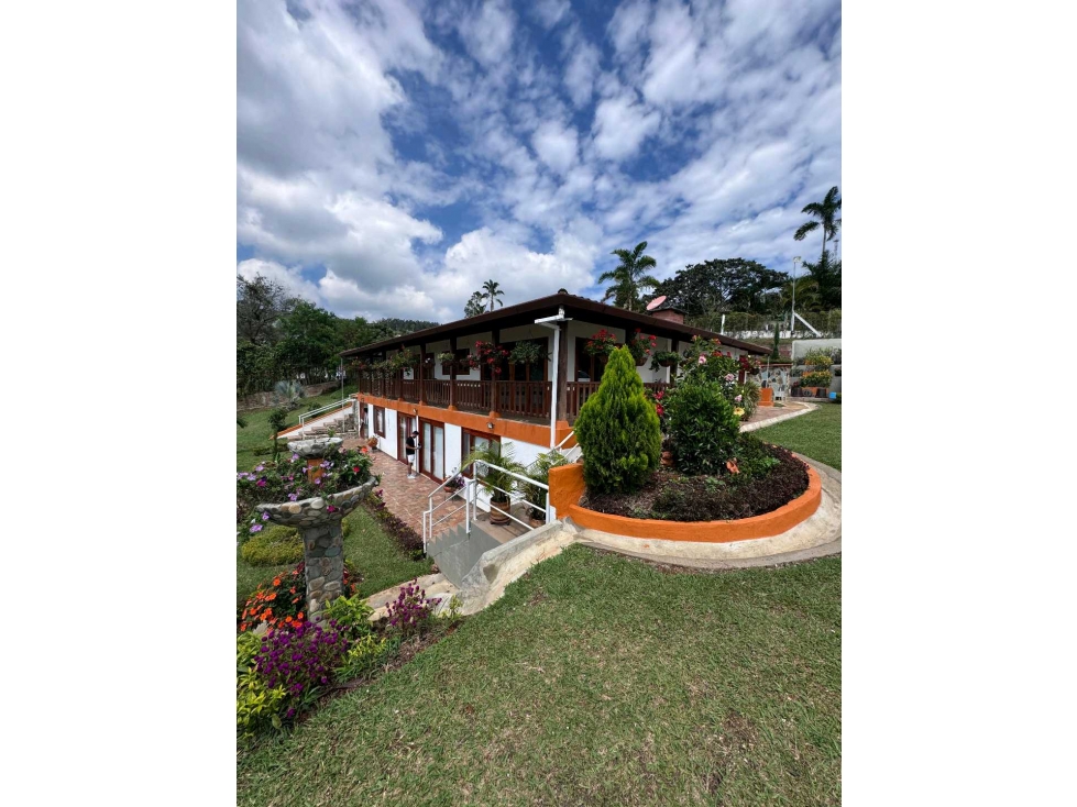 VENTA DE CASA FINCA EN EL CARMEN, 200. - 3