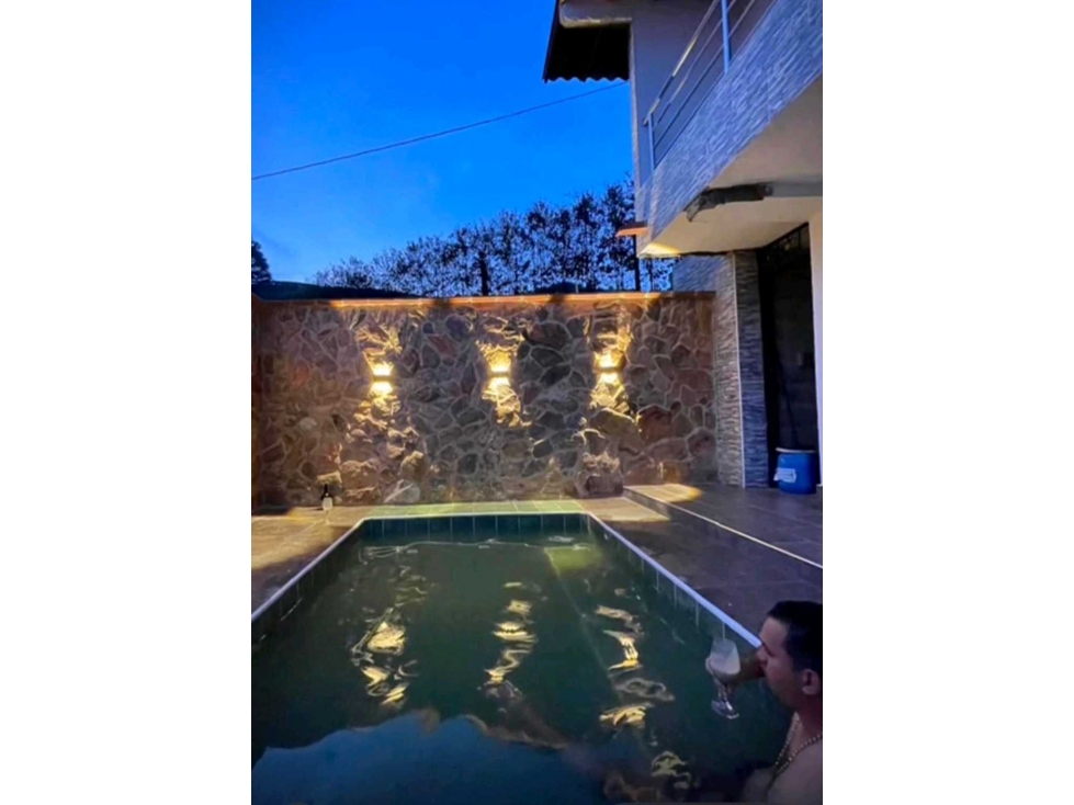 VENTA DE CASA FINCA EN GIRARDOTA.
