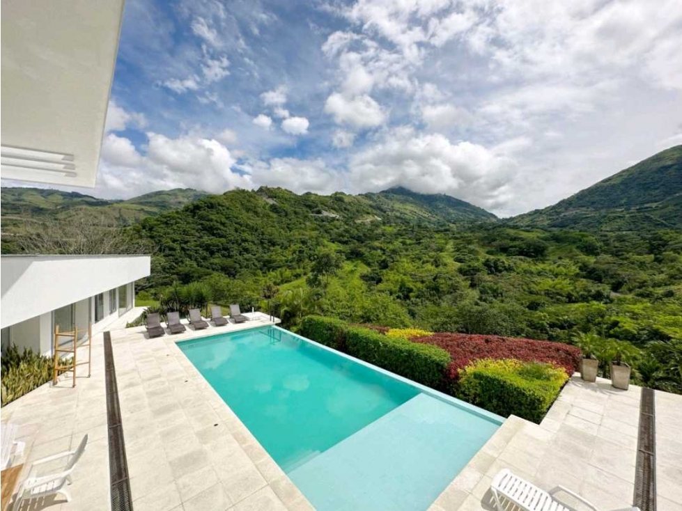 Venta de casa finca en Parcelación La Siria, suroeste antiqueño.