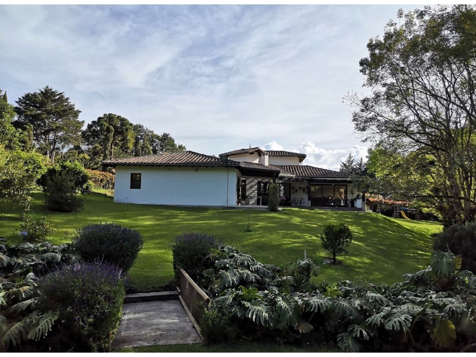 Venta de casa finca vereda El Tesoro, Carmen de Viboral - 1