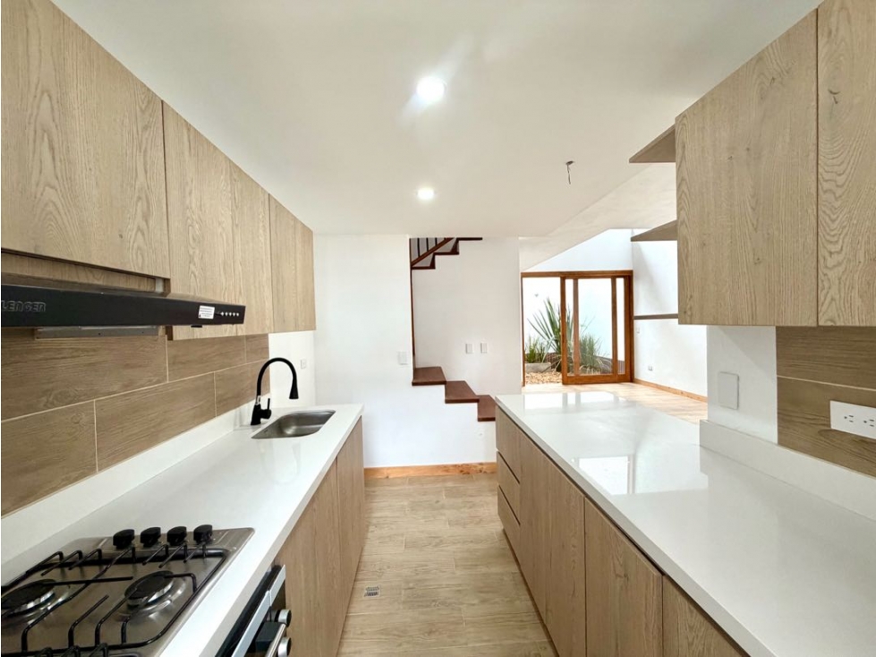 VENTA DE CASA INDEPENDIENTE EL RETIRO, SECTOR RETIRO DEL VIENTO — foto 4