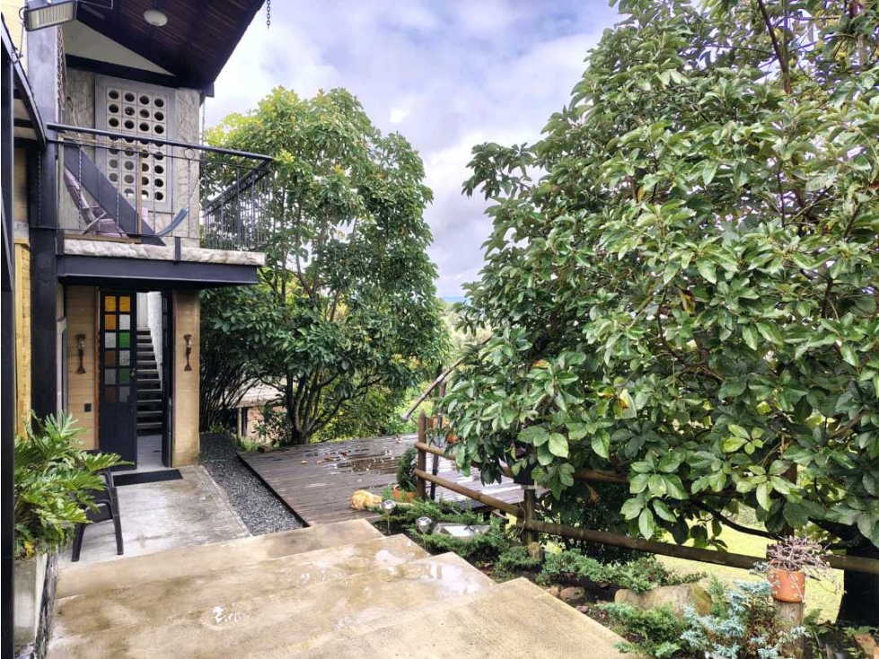 VENTA DE CASA INDEPENDIENTE EN RIONEGRO VEREDA LA PLAYA.
