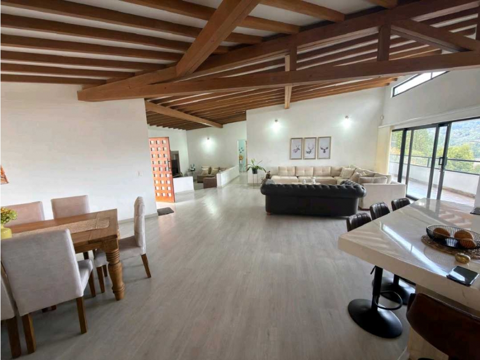 VENTA DE CASA DOBLE EN EL ESCOBERO, PARTE ALTA. — foto 5
