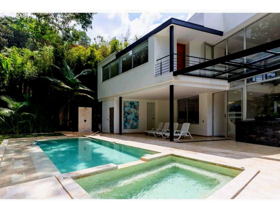 VENTA DE CASA INDEPENDIENTE EN EL POBLADO LA COLA DEL ZORRO